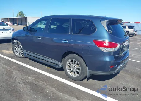 2013 Nissan Pathfinder S z USA, uszkodzony, nr VIN 5N1AR2MN2DC632638